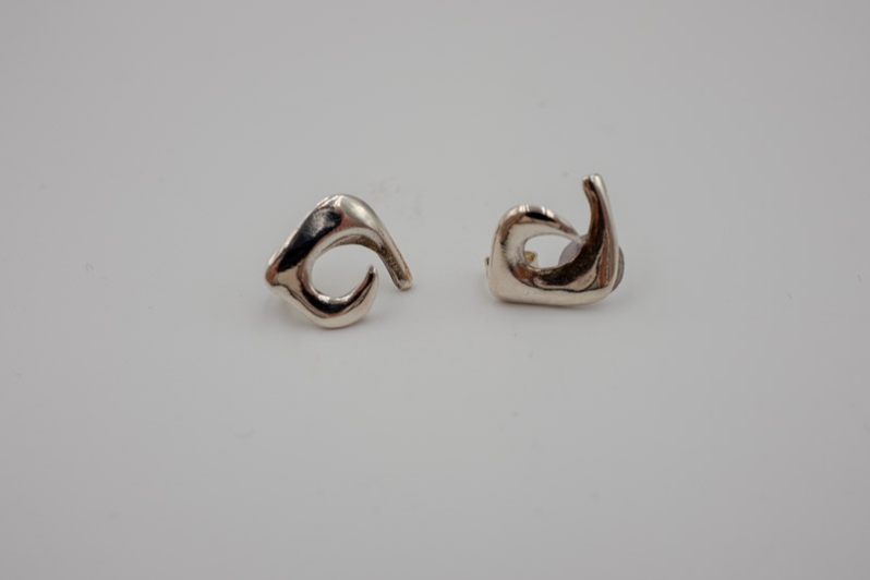 Swirl earrings: T. Norlander